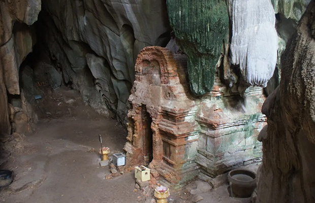 Phnom Chhngok Cave